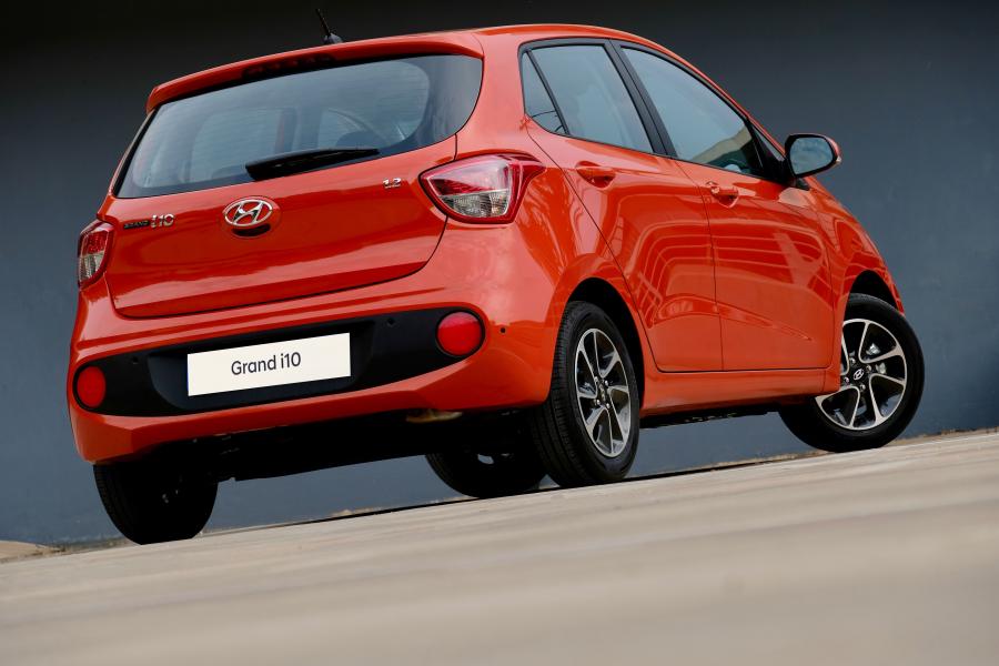  Hyundai Grand i10 2017 года  (ZA) (фото 16 из 19)